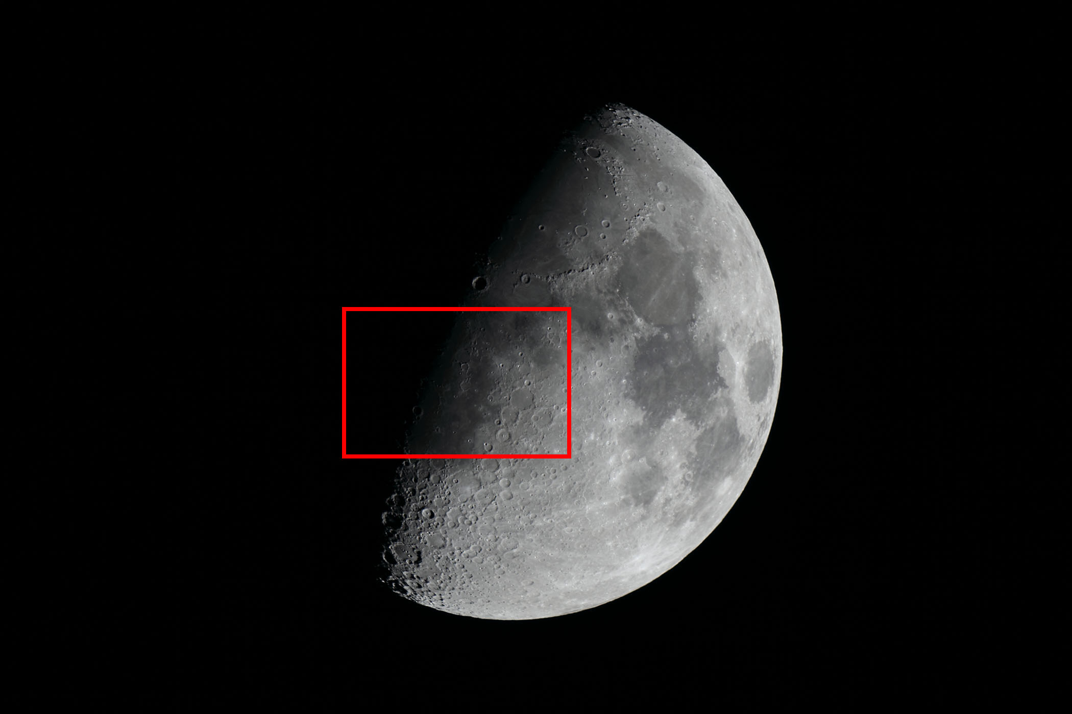 『月(月齢9.2)雲の海・プトレマイオス付近』(2025年11月29)