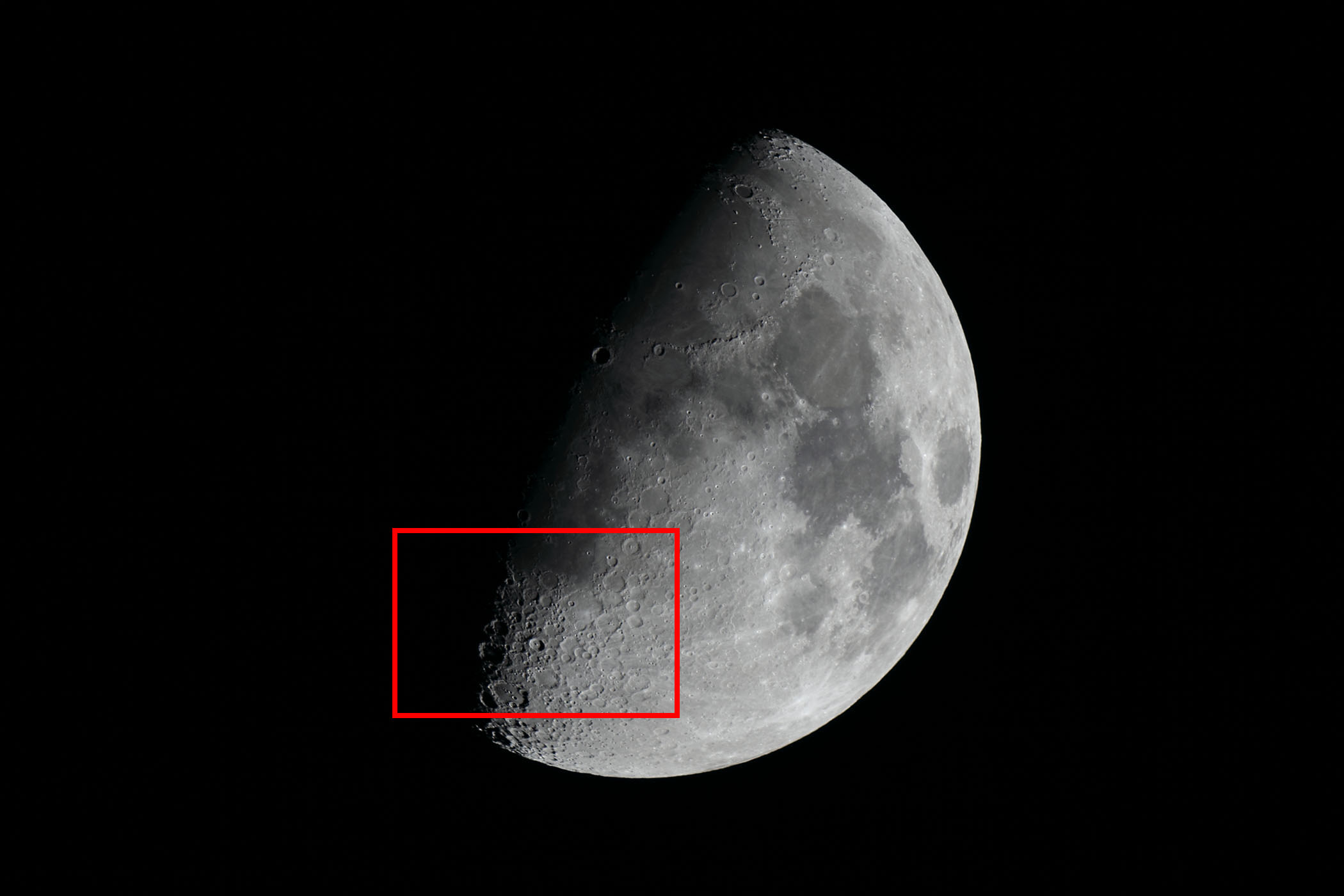 『月(月齢9.2)雲の海・ティコ付近』(2025年11月29)