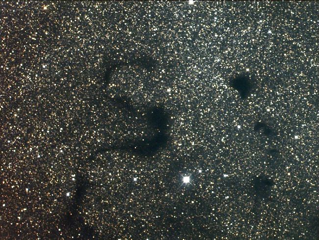 S字状暗黒星雲