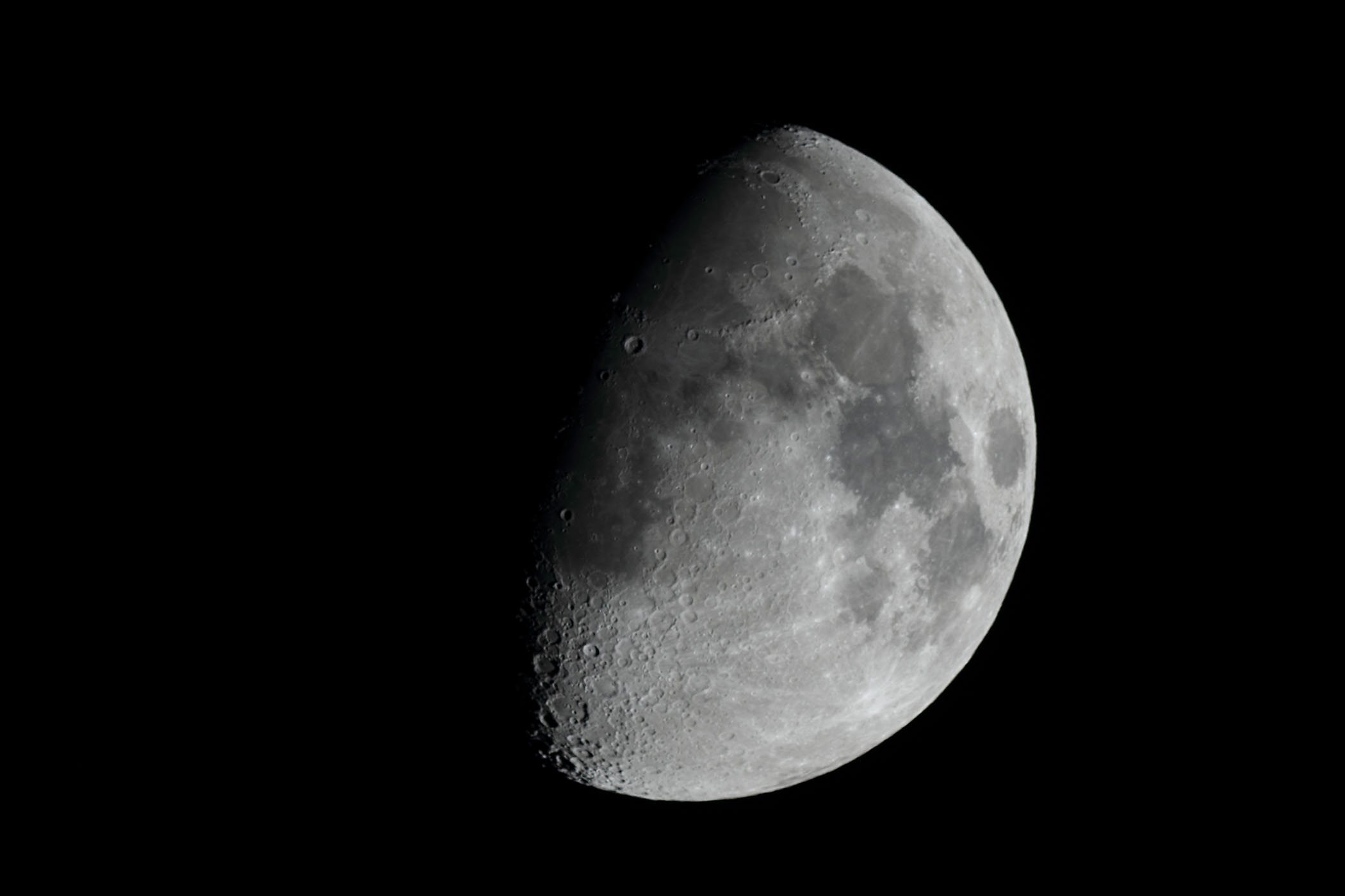 『月(月齢9.4)』(2025年12月29日)