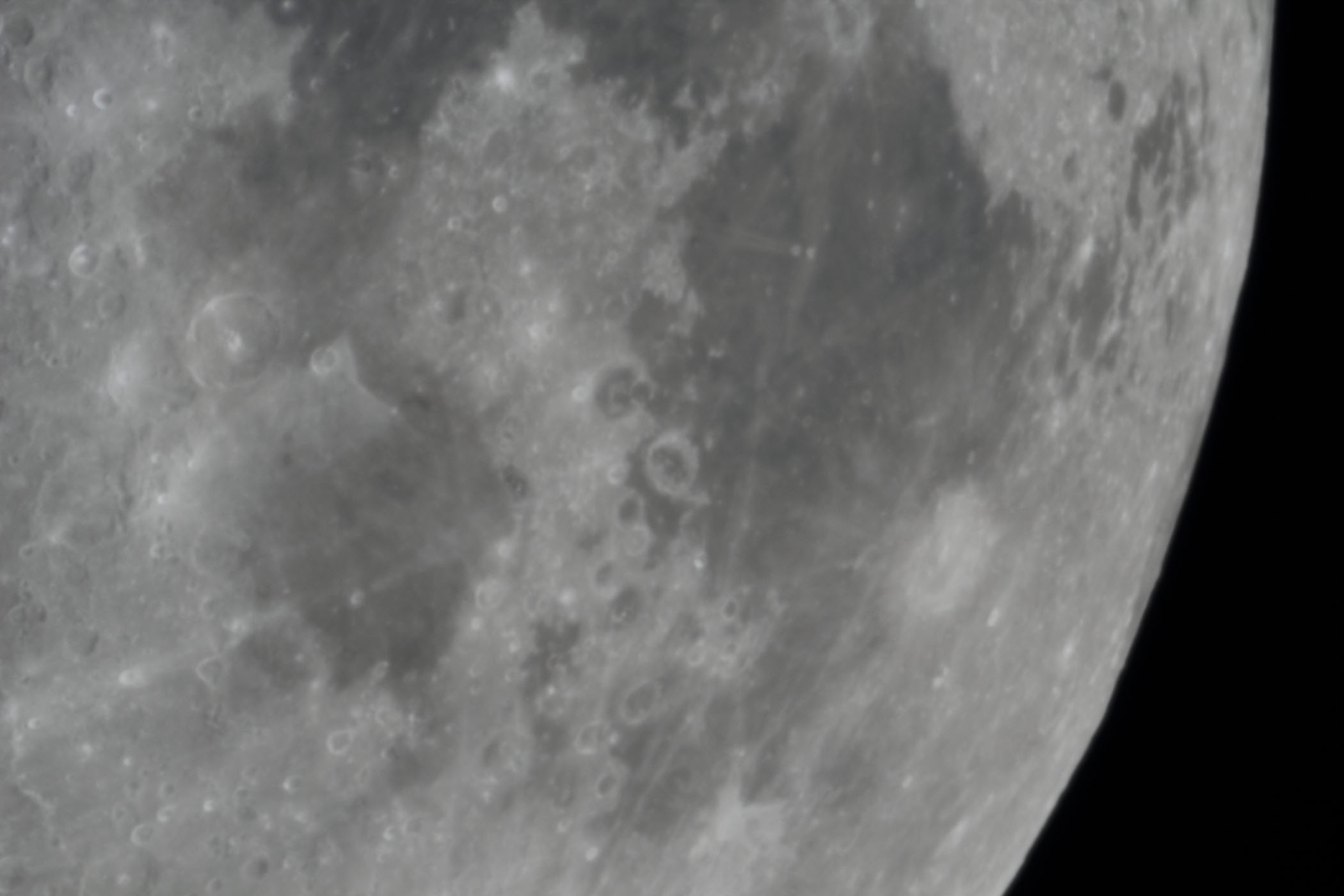 『月(月齢9.7)神酒の海・豊かの海付近』(2026年1月28日)